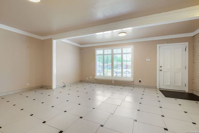 4218 VALLEYFIELD ST, San Antonio, TX 78222