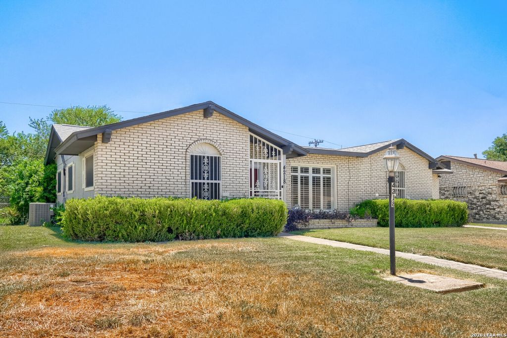 4218 VALLEYFIELD ST, San Antonio, TX 78222