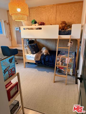 7455 Gaynor Avenue, Lake Balboa, CA 91406