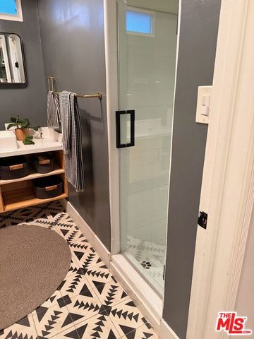 7455 Gaynor Avenue, Lake Balboa, CA 91406