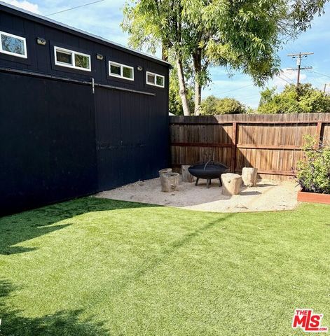 7455 Gaynor Avenue, Lake Balboa, CA 91406