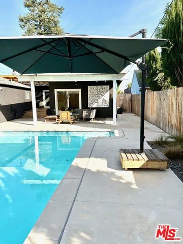 7455 Gaynor Avenue, Lake Balboa, CA 91406