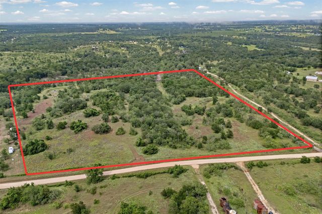 000 Oil Field RD, Lockhart, TX 78644