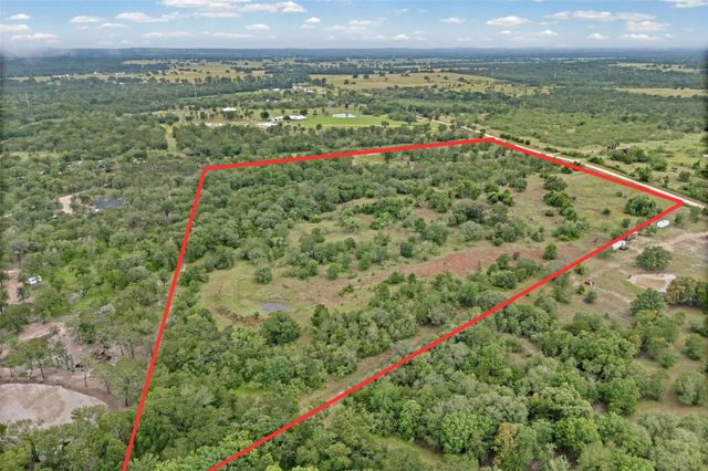 000 Oil Field RD, Lockhart, TX 78644