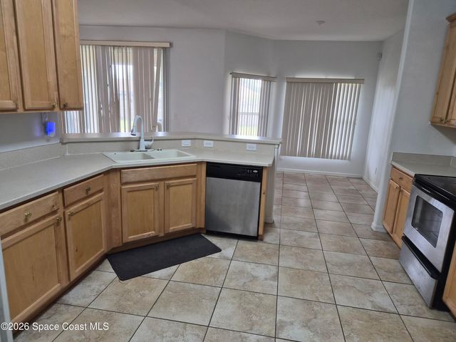 360 Ontario Street NW, Palm Bay, FL 32907