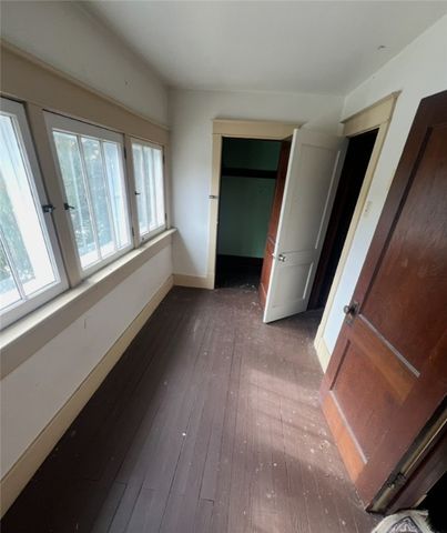 2409 25th St, White Twp, PA 15010