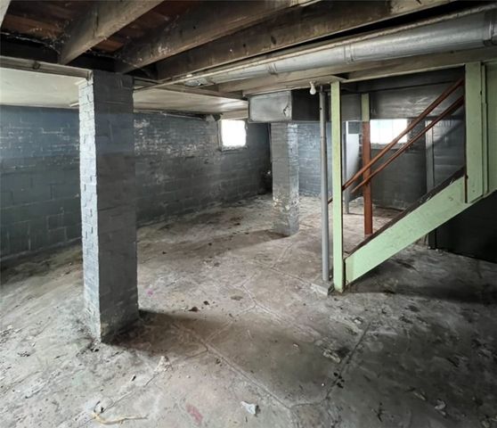 2409 25th St, White Twp, PA 15010