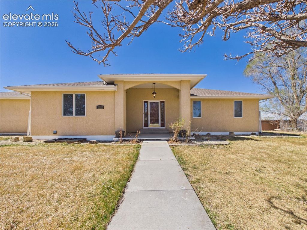 1079 Lynn Drive, Pueblo, CO 81006 — photo 2