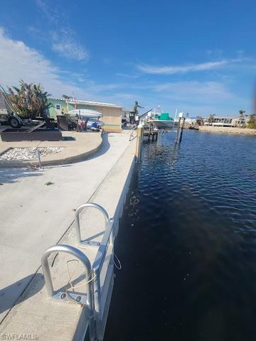 3814 Dewberry LN, St. James City, FL 33956