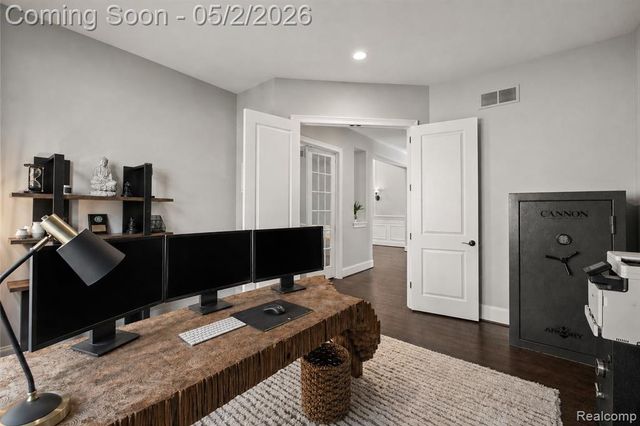 2482 Highland Drive, Ann Arbor, MI 48105