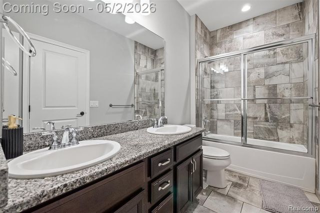2482 Highland Drive, Ann Arbor, MI 48105