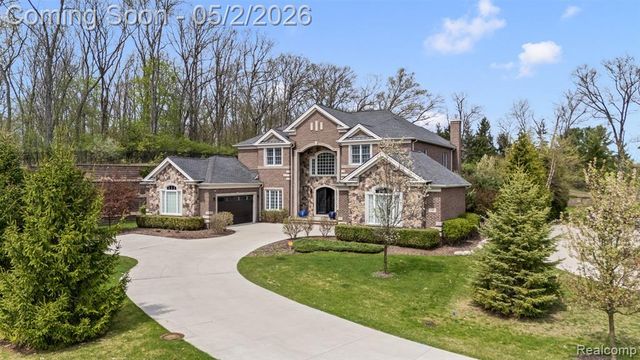 2482 Highland Drive, Ann Arbor, MI 48105