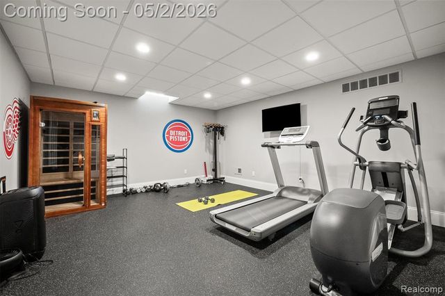 2482 Highland Drive, Ann Arbor, MI 48105