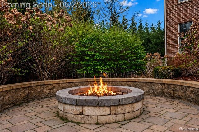 2482 Highland Drive, Ann Arbor, MI 48105