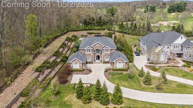 2482 Highland Drive, Ann Arbor, MI 48105