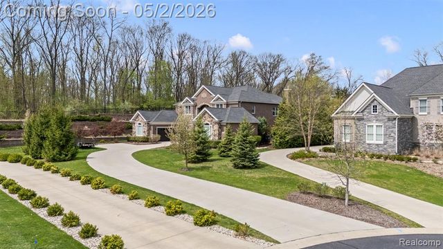 2482 Highland Drive, Ann Arbor, MI 48105