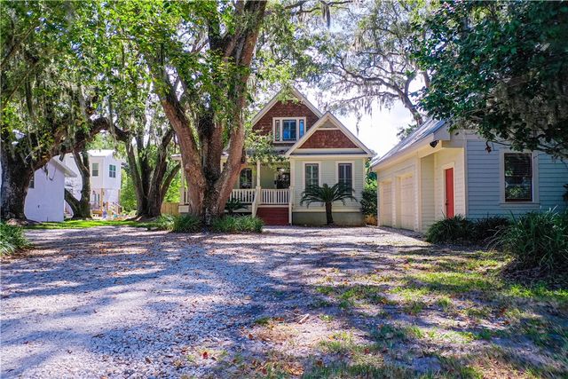 104 Youngwood Drive, St Simons Island, GA 31522