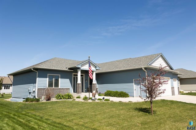5405 Coneflower Cir S Circle S, Sioux Falls, SD 57108
