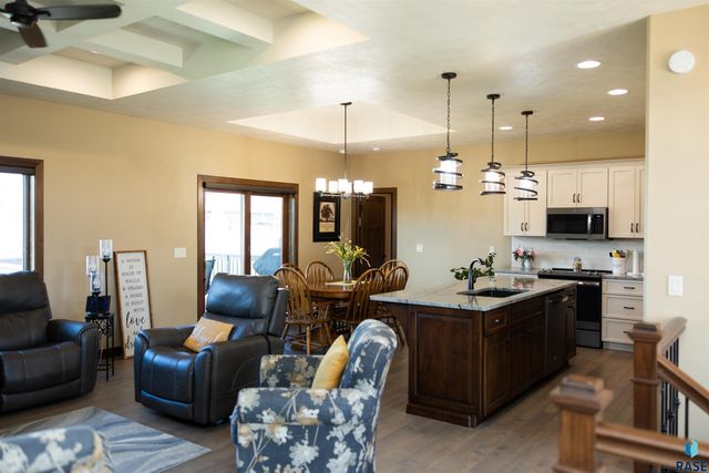 5405 Coneflower Cir S Circle S, Sioux Falls, SD 57108