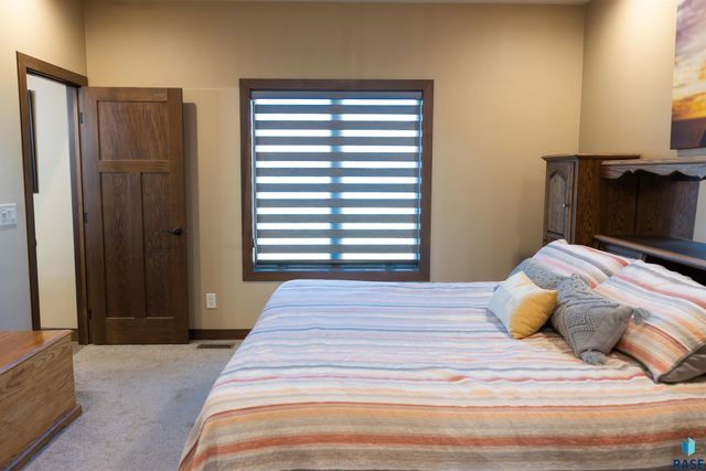 5405 Coneflower Cir S Circle S, Sioux Falls, SD 57108