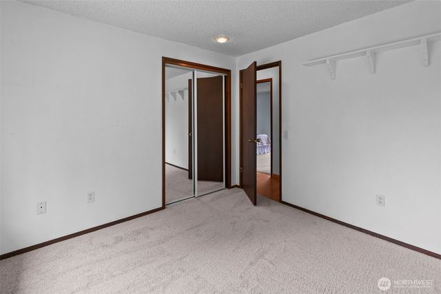 5061 NW Lakeness, Poulsbo, WA 98370
