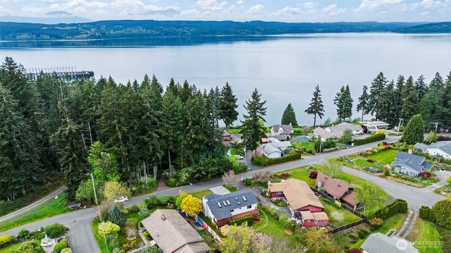 5061 NW Lakeness, Poulsbo, WA 98370