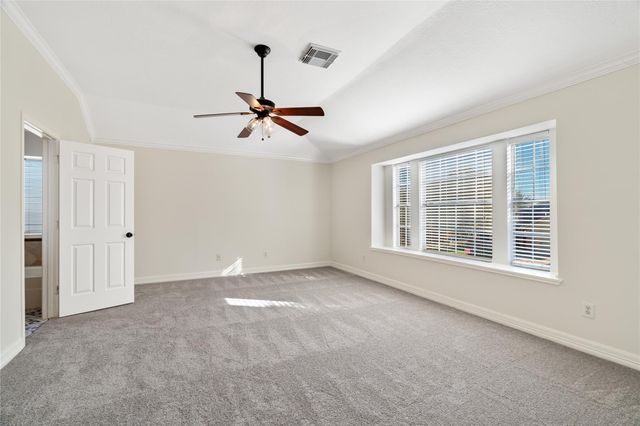 4527 Fox Run Street, Pearland, TX 77584