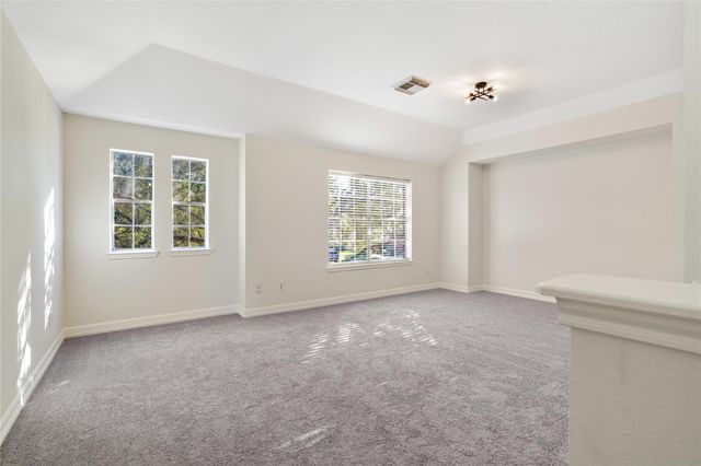 4527 Fox Run Street, Pearland, TX 77584