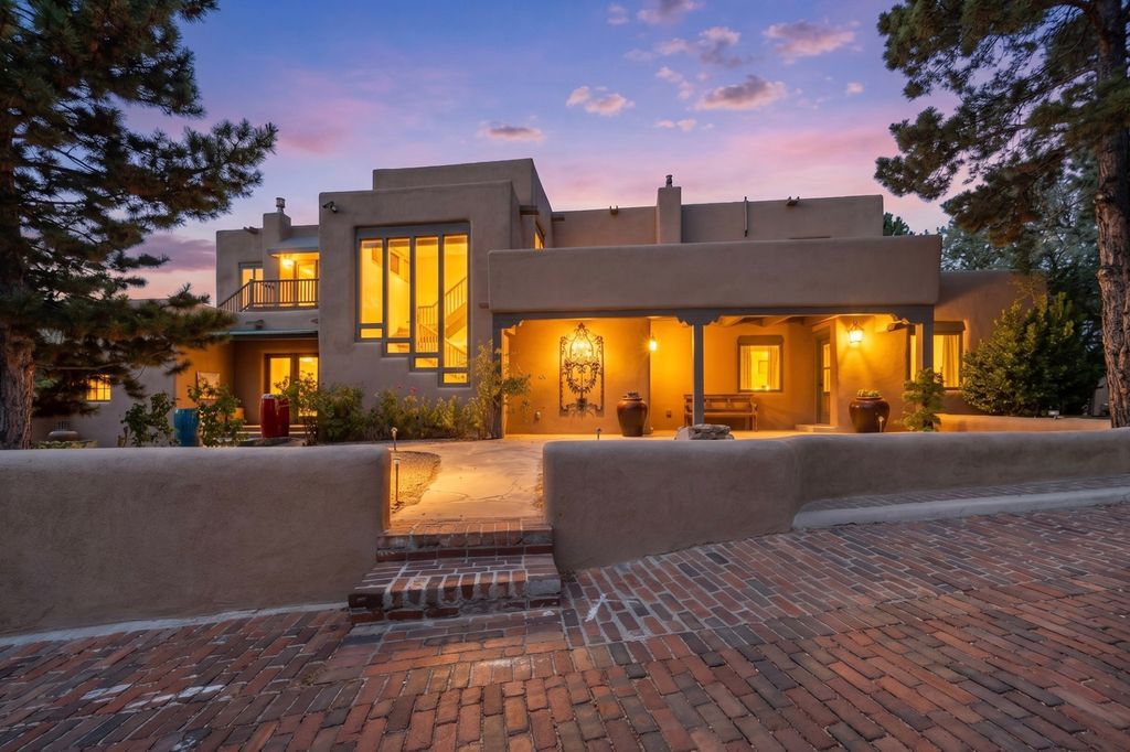 145 & 157 Brownell Howland Road, Santa Fe, NM 87501