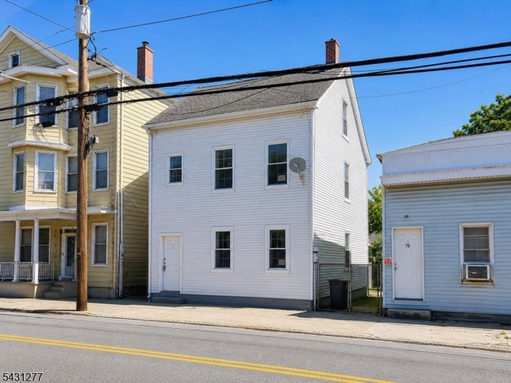 80 Wayne Ave, Paterson City, NJ 07522