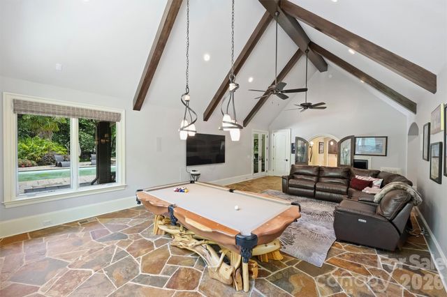4901 Carmel Park Drive, Charlotte, NC 28226