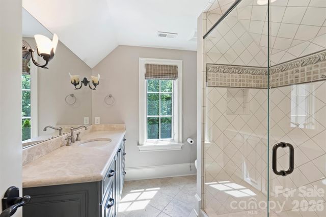 4901 Carmel Park Drive, Charlotte, NC 28226