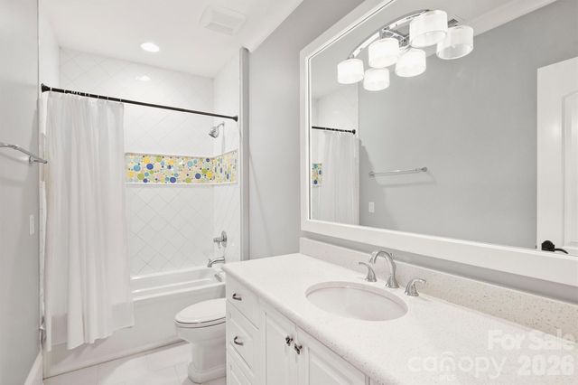 4901 Carmel Park Drive, Charlotte, NC 28226