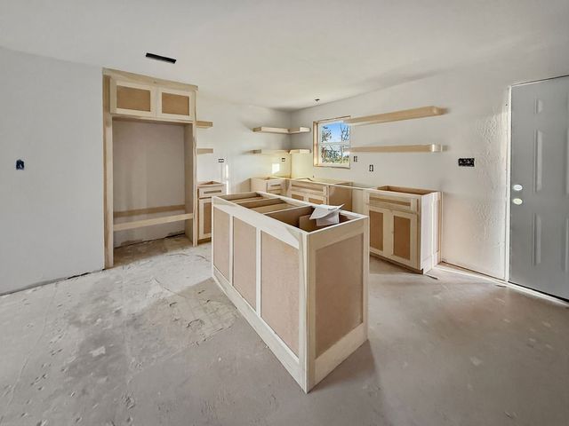 2247 W Sherman Street, Paris, TX 75460