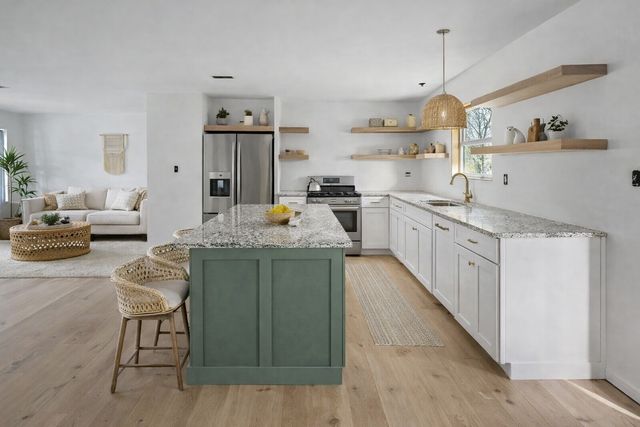 2247 W Sherman Street, Paris, TX 75460