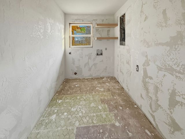 2247 W Sherman Street, Paris, TX 75460