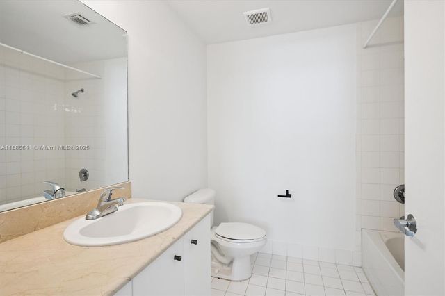 5970 Indian Creek Dr 302, Miami Beach, FL 33140