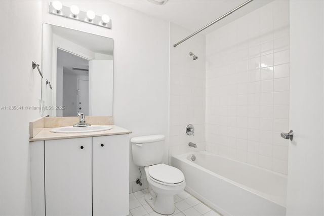 5970 Indian Creek Dr 302, Miami Beach, FL 33140