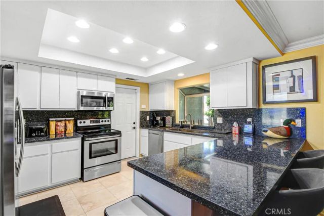 22982 Canyon Lake Dr. South, Canyon Lake, CA 92587