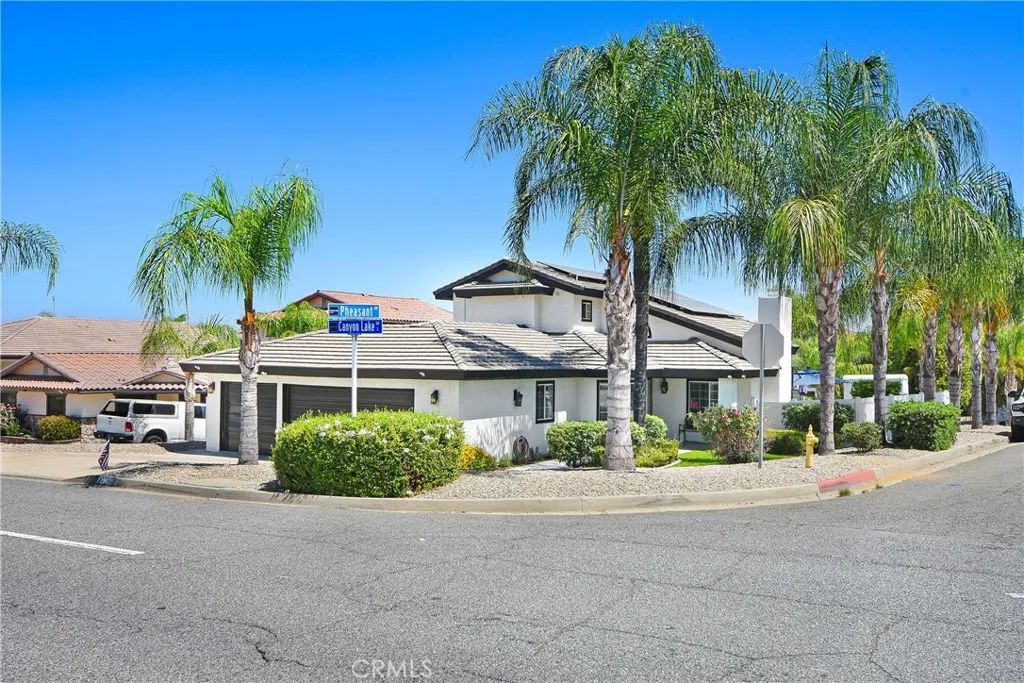 22982 Canyon Lake Dr. South, Canyon Lake, CA 92587
