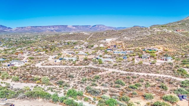 X N Meander Road -, New River, AZ 85087