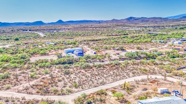 X N Meander Road -, New River, AZ 85087