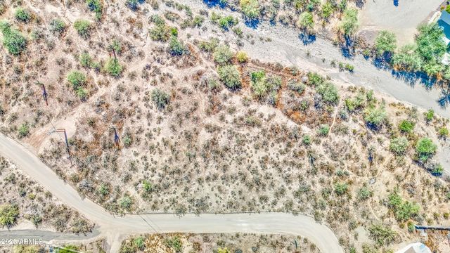 X N Meander Road -, New River, AZ 85087