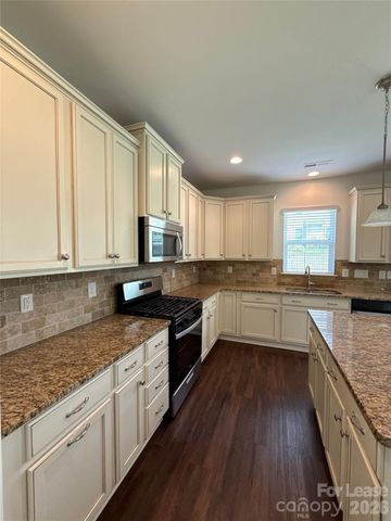 1019 Dunhill Lane, Waxhaw, NC 28173