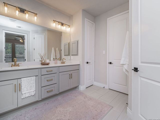 188 Cimarron Creek, Boerne, TX 78006