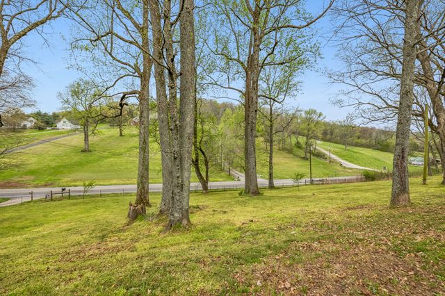 6759 Bethesda Arno Rd, Thompsons Station, TN 37179