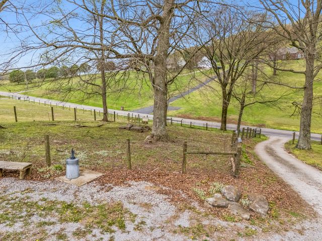 6759 Bethesda Arno Rd, Thompsons Station, TN 37179