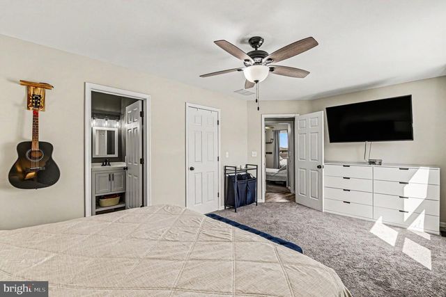 7333 GREENBANK RD, Middle River, MD 21220