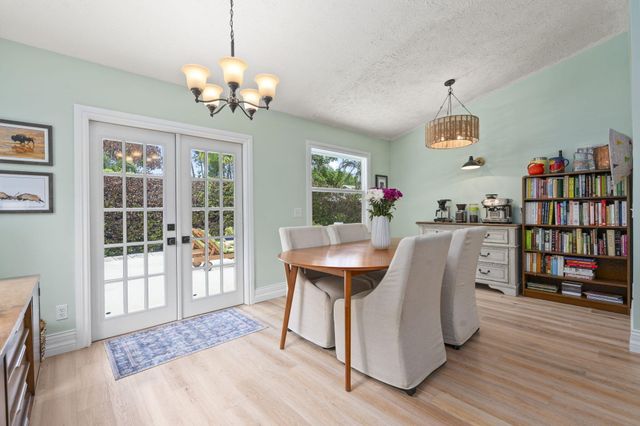 1904 NE Avenida Dracaena, Jensen Beach, FL 34957