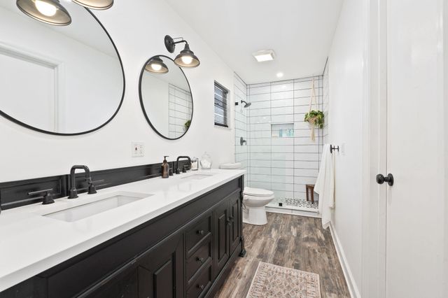 1904 NE Avenida Dracaena, Jensen Beach, FL 34957